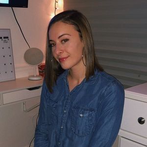 Meet your Posher, Lily